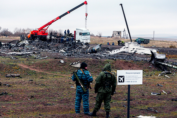 馬航MH17客機(jī)殘骸開始裝運(yùn)4