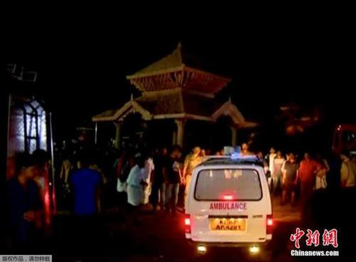 印度西南喀拉拉邦(Kerala)一印度教寺廟(Puttingal Temple)當地時間4月10日凌晨起火。