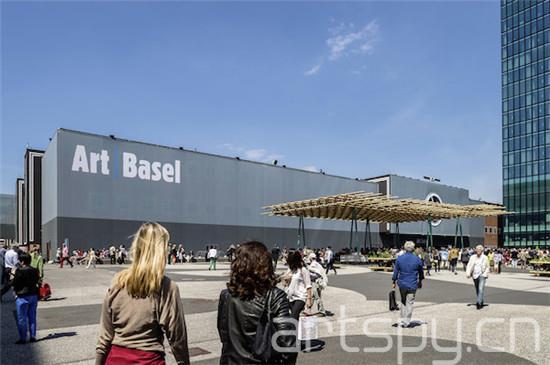 2.-Art-Basel-in-Basel-2015_General-Impressions_?-Art-Basel.jpg