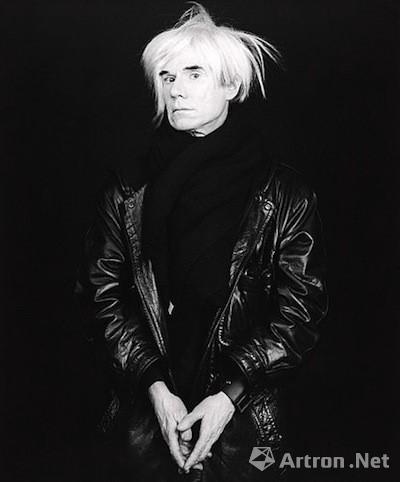 Robert Mapplethorpe 《Andy Warhol 》(1987)，2006年拍得64.32萬美元。