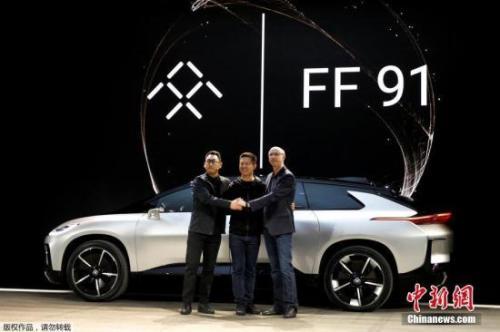 北京時間1月4日上午，樂視旗下法拉第(Faraday Future)在CES 2017展上發布了首款量產電動車——FF91。