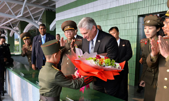 古巴領導人參觀朝鮮神秘軍校 看學員格斗訓練