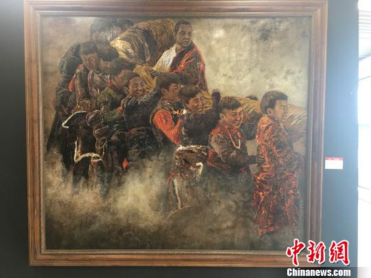 130余件藝術作品亮相昆明展現云南少數民族生活風貌