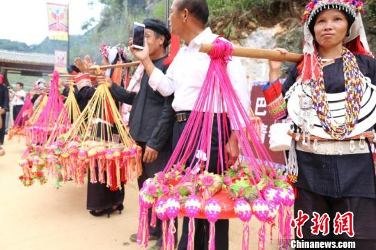 廣西巴馬舉辦布努瑤“祝著節(jié)”促非物質(zhì)文化遺產(chǎn)保護(hù)傳承