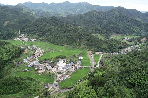 湖南省新寧縣崀山鎮(zhèn)連山村